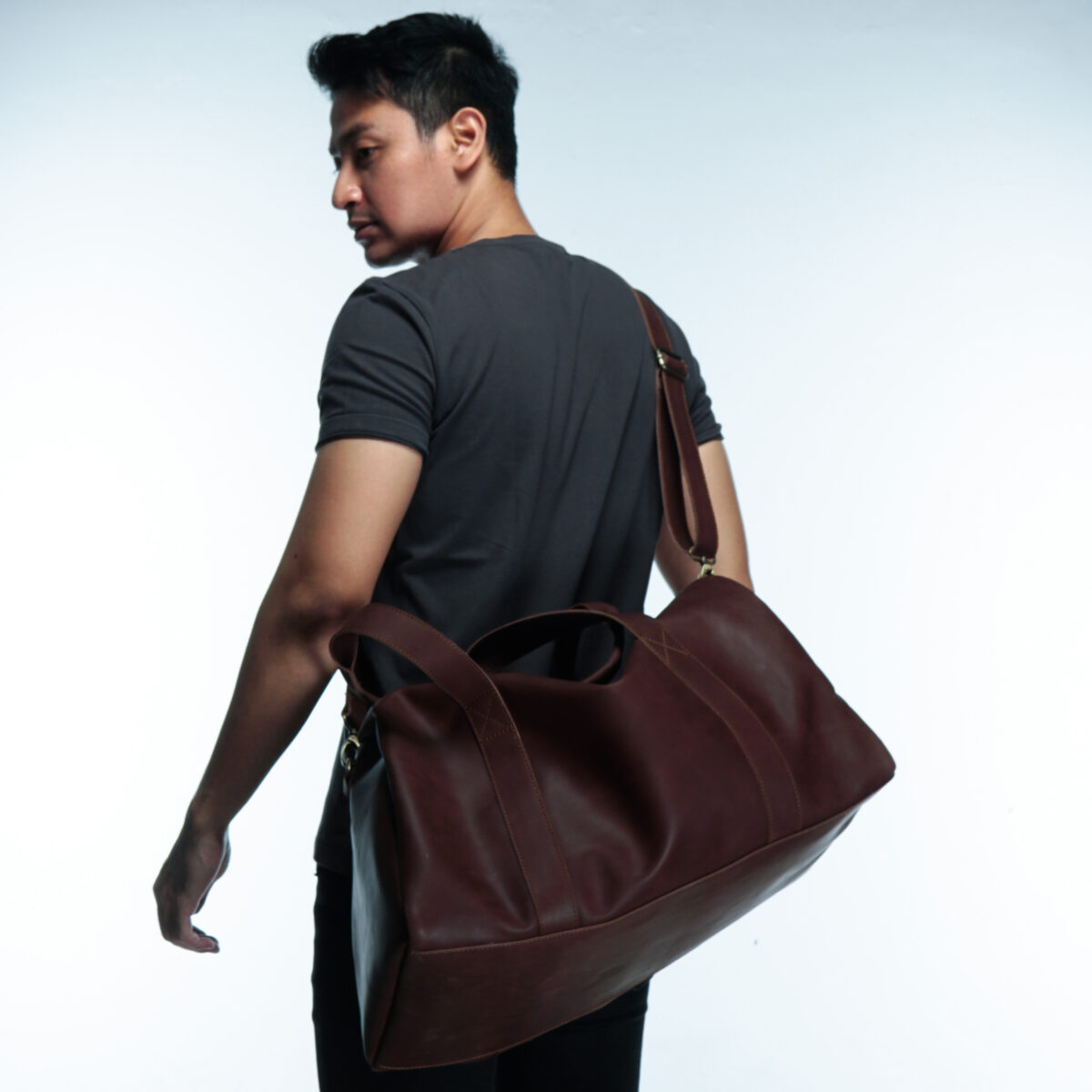 Travel Bag / Duffle Bag – Brown